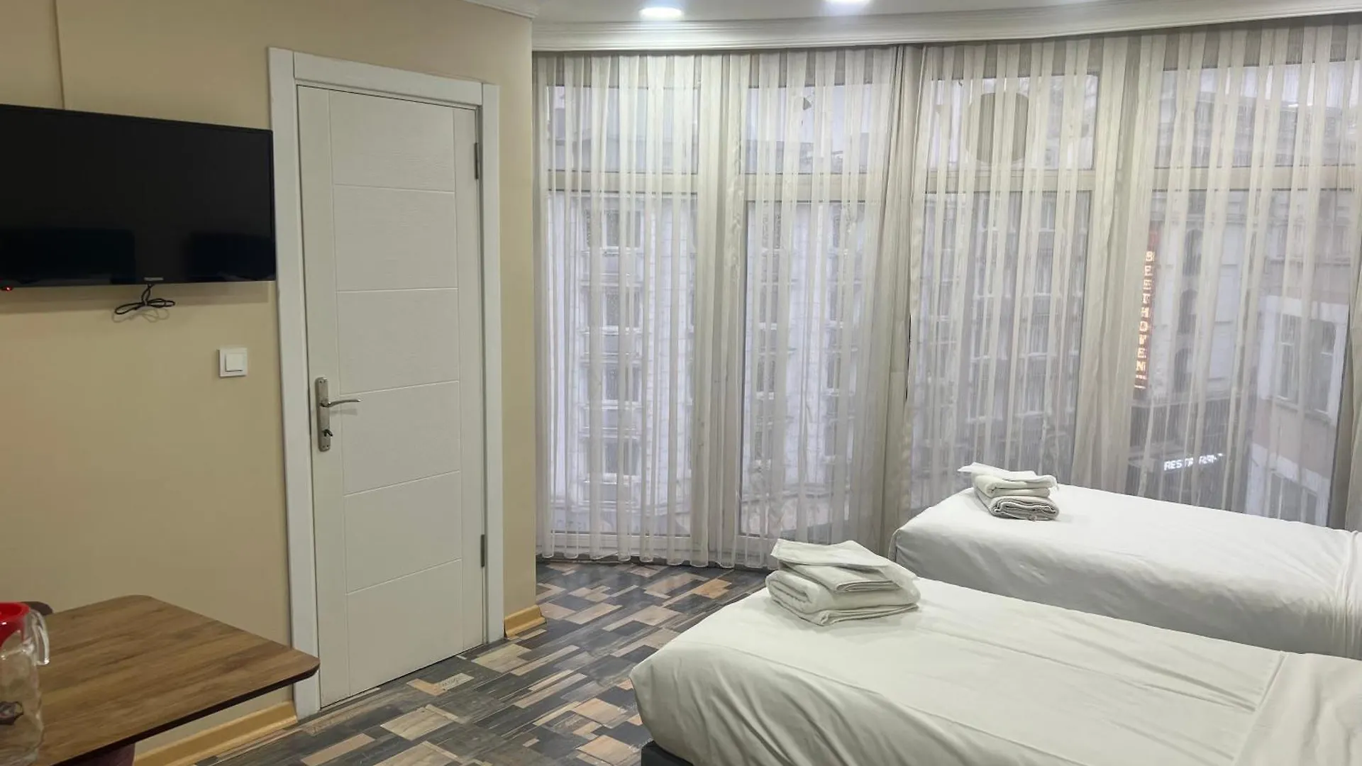 King Istanbul Hotel