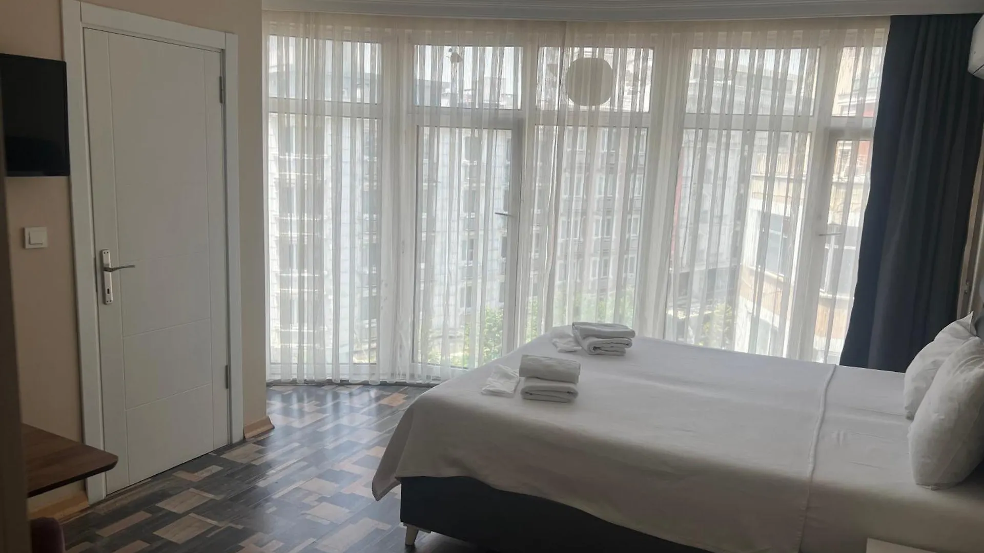 King Istanbul Hotel